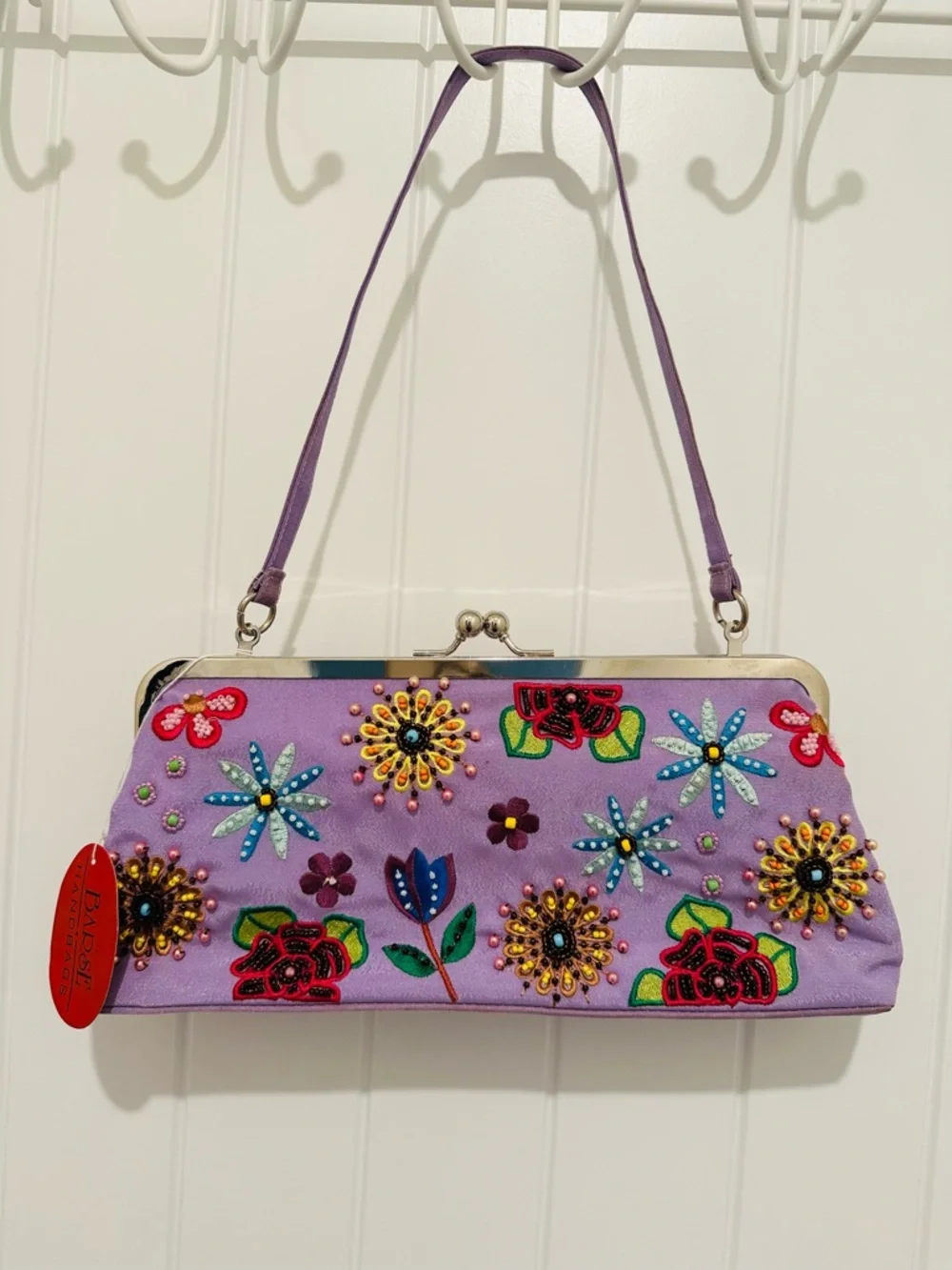 🌺Vintage Floral Embroidered Lavender Clutch